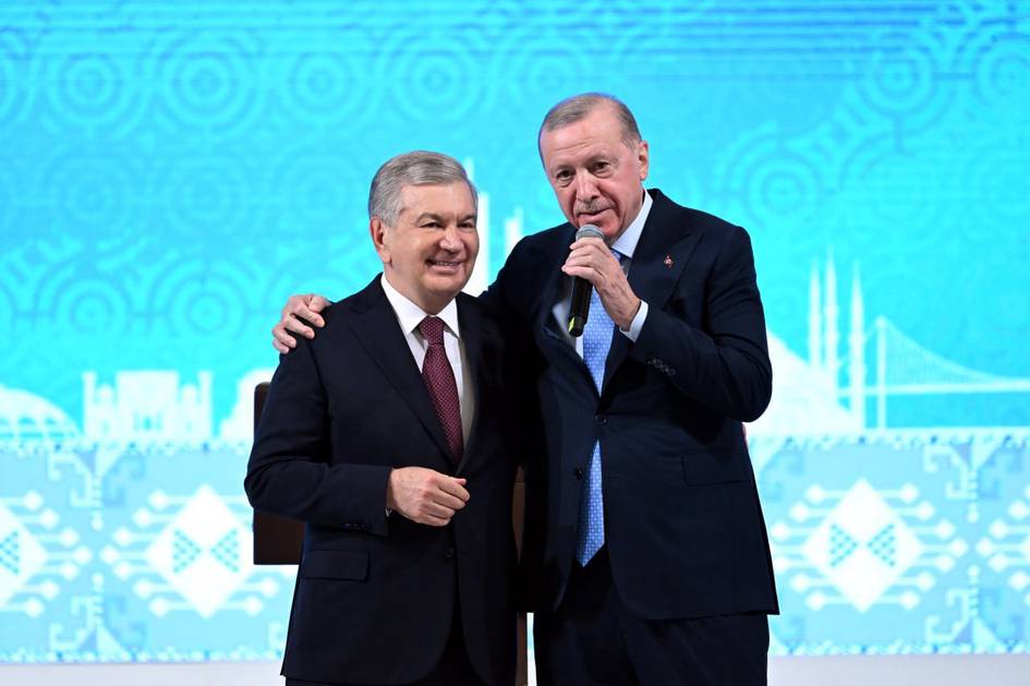 Шавкат Мирзиёев ва Ражаб Тоййиб Эрдўғон Ҳатайдаги “Ўзбекистон” турар жой мажмуасини очиб берди